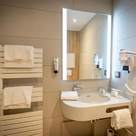 Hotel Logis De La Tour Ribeauvillé