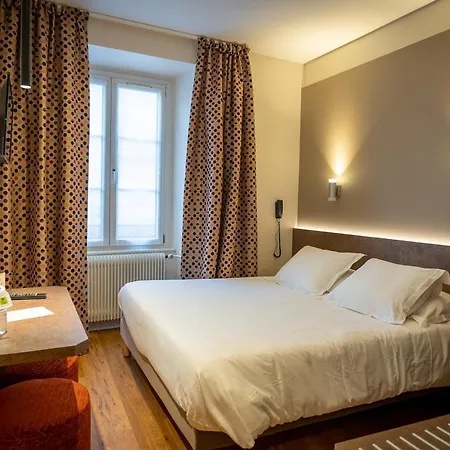 Logis De La Tour 希伯维列