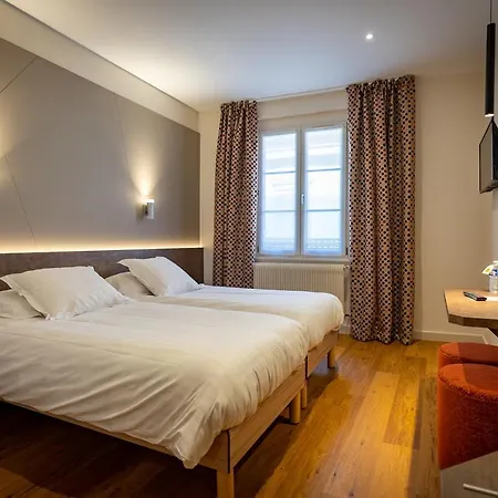 Logis De La Tour 希伯维列