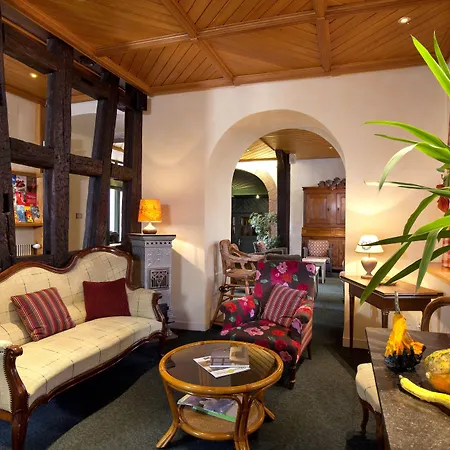 Logis De La Tour 酒店