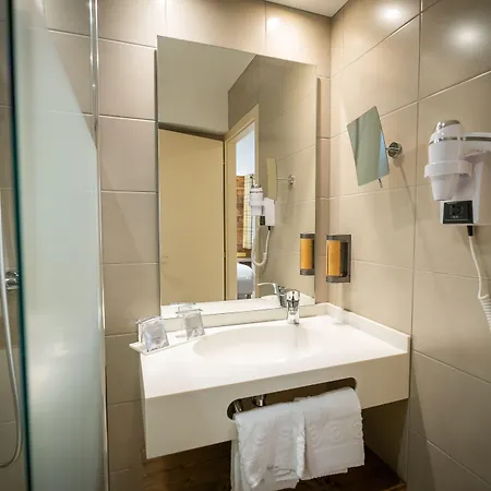 Logis De La Tour Hotel Ribeauvillé