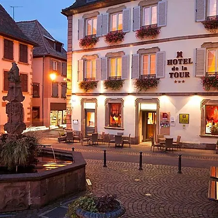 Logis De La Tour 3*