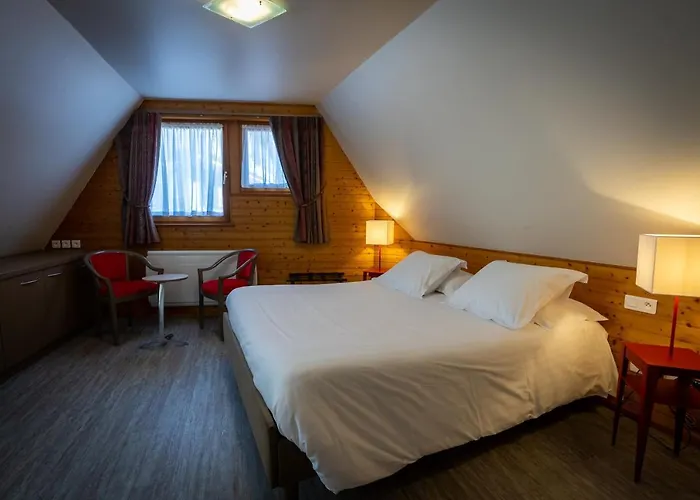 Hotel Logis De La Tour Ribeauvillé