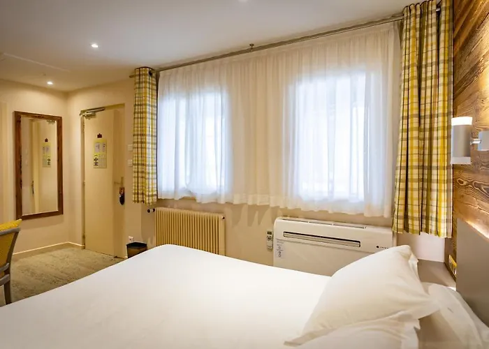 Hotel Logis De La Tour Ribeauvillé