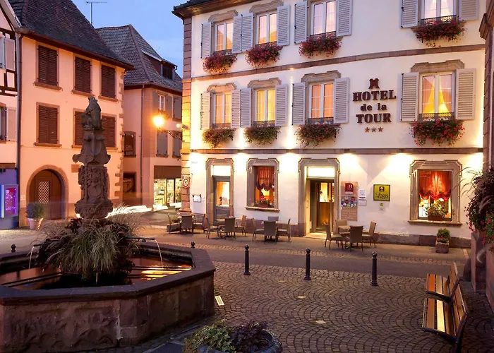 Hotel Logis De La Tour 3*